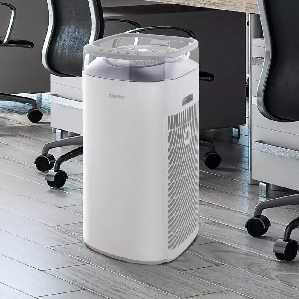 Danby 450 sq. ft. Portable Air Purifier with Filter in White 8 Danby 450 sq. ft. Portable Air Purifier with Filter in White - Image 6
