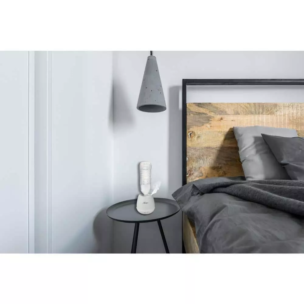 Hunter Personal Ultrasonic Humidifier with Travel Bag in Matte White 6 Hunter Personal Ultrasonic Humidifier with Travel Bag in Matte White - Image 4